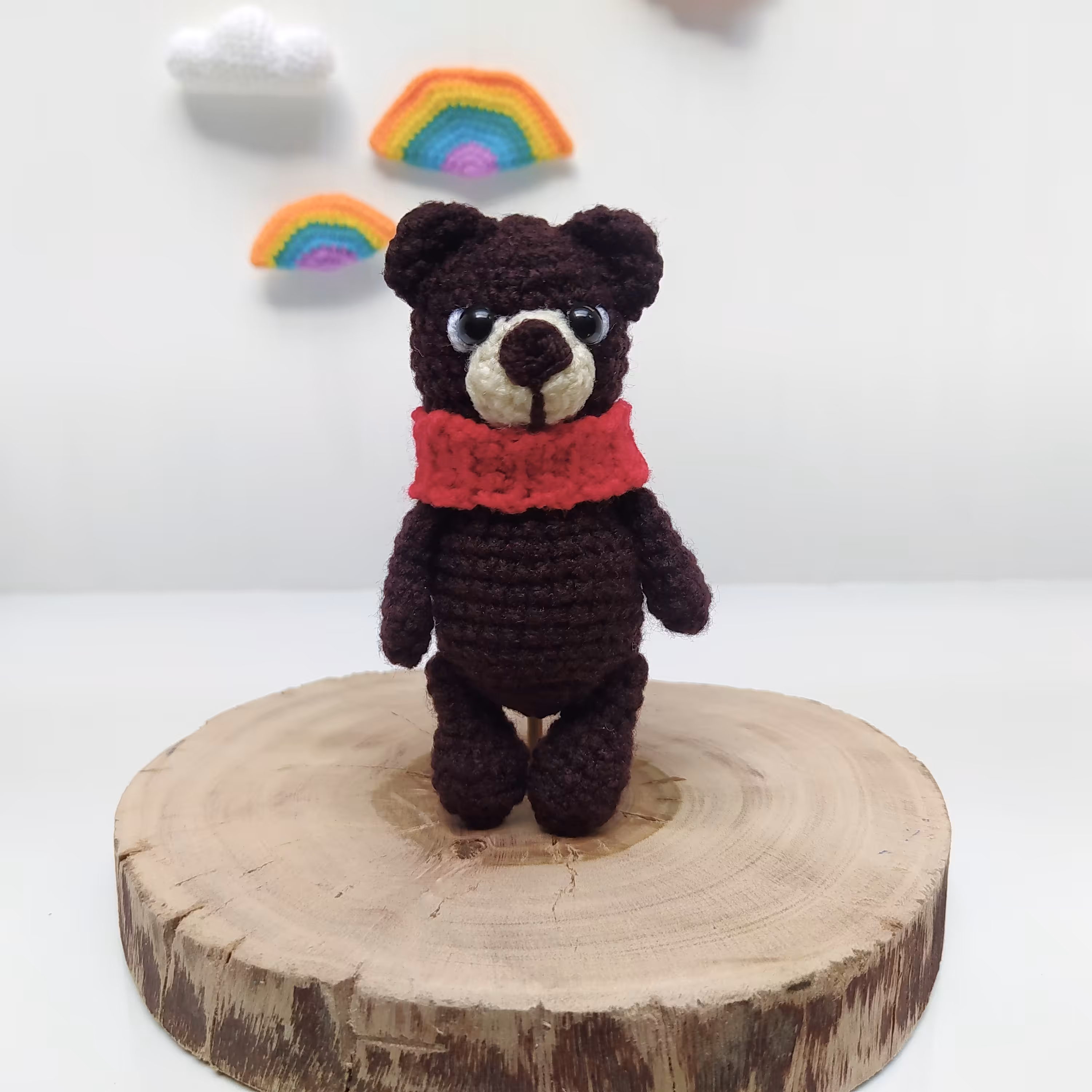 جاکلیدی بافتنی طرح خرس(ارتفاع 11سانتی متر)