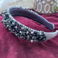 تل جواهردوزی 5سانتی  زیره مخمل متریال کریستال و فیکس شده با منجوق تمام دوخته شده  در رنگهای دلخواه 