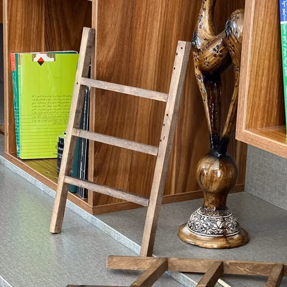نردبان چوبی دکوراتیو مخصوص حوله آشپزخانه 