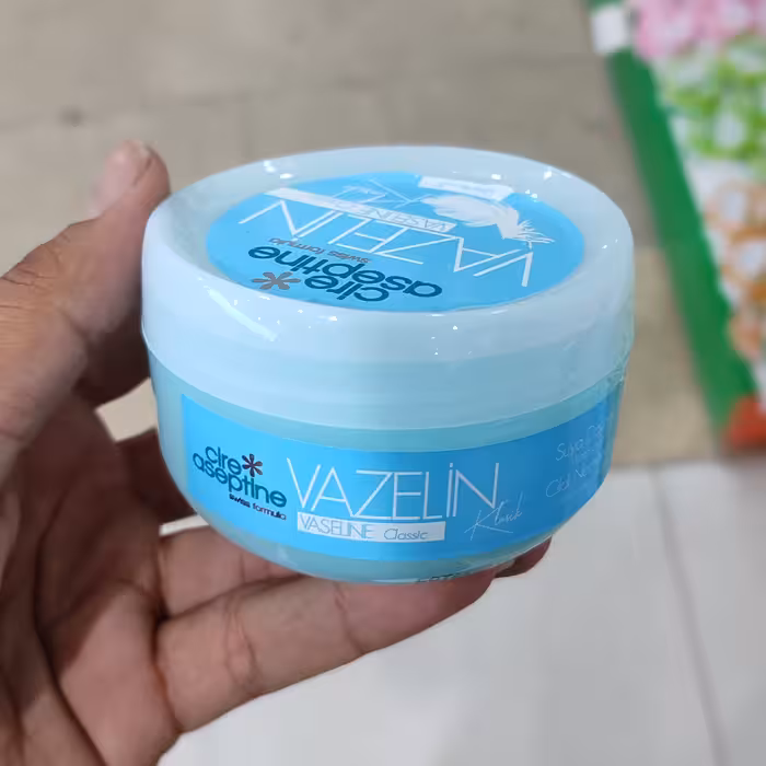 وازلین سیر آسپتین مدل Classic حاوی ویتامین E حجم 150 میل