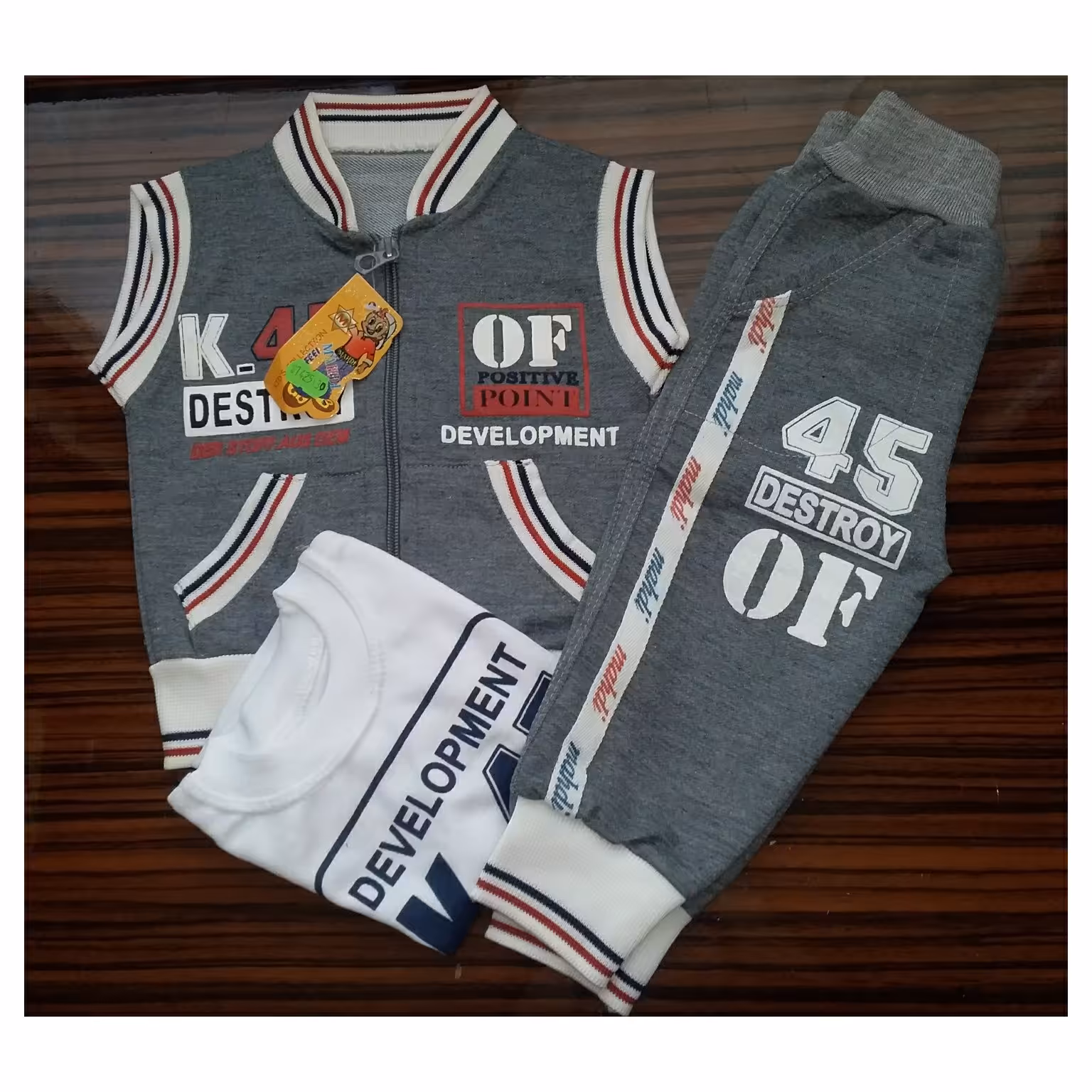 بلوز و شلوار پسرانه فقط سایز 30