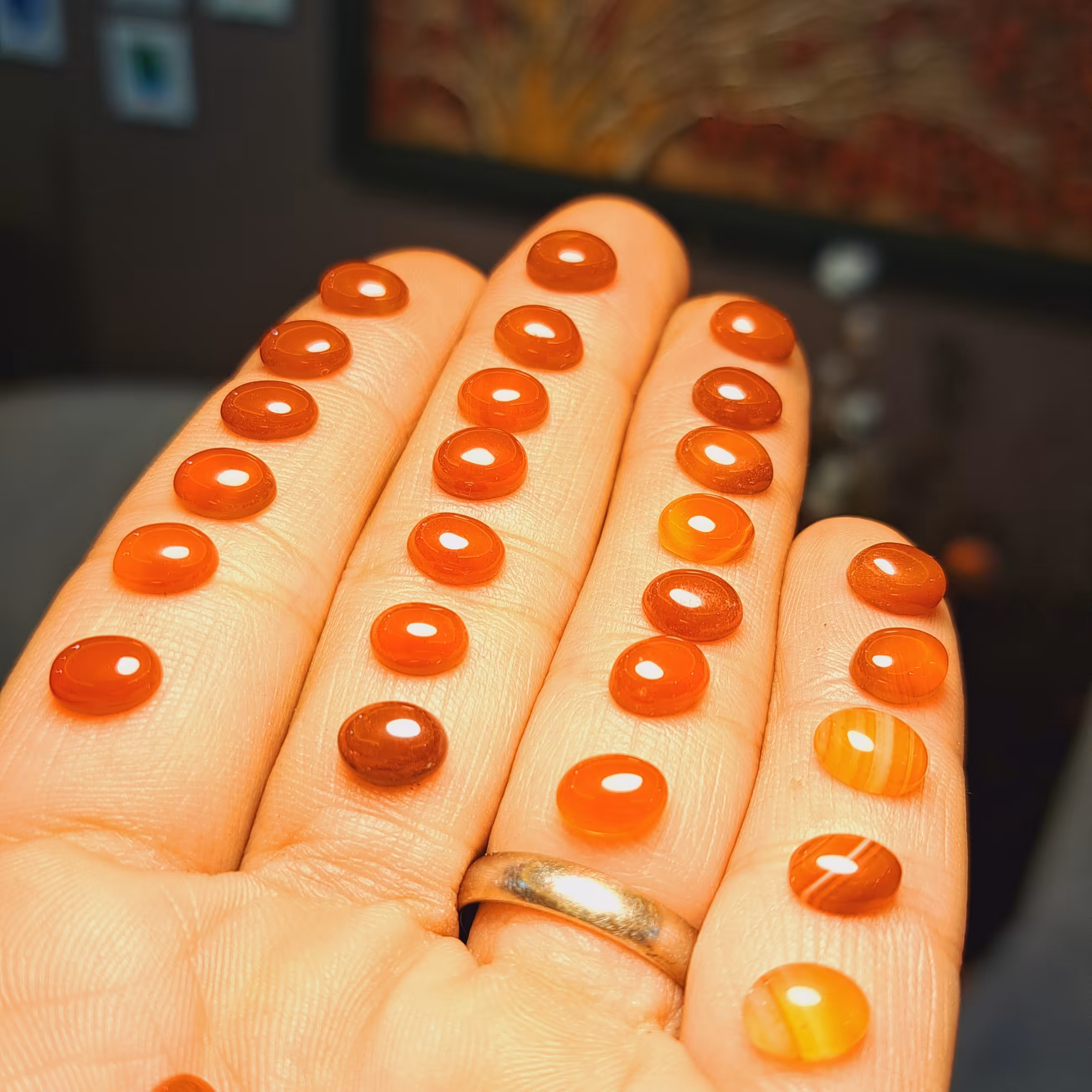 نگین عقیق قرمز  اصلی عقیق سرخ اصلی عقیق یمانی عقیق معدنی سنگ عقیق زرد انگشتر عقیق قرمز انگشتر حجر نگین انگشتر  عقیق سرخ