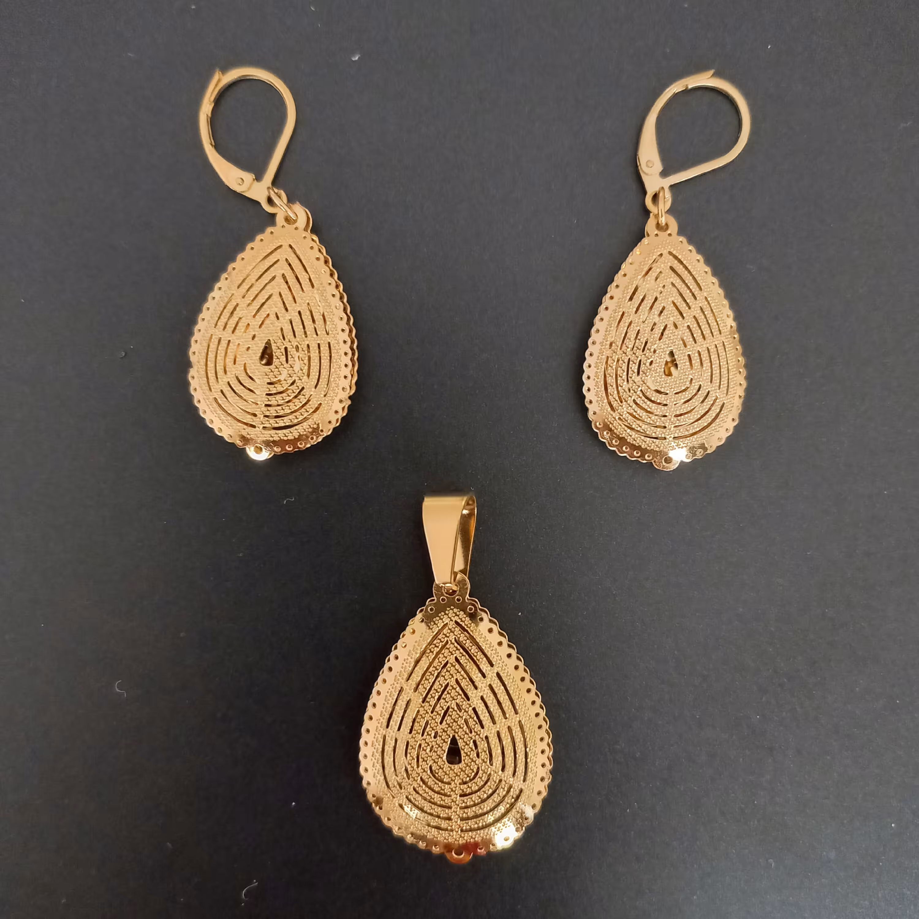 نیم ست بدل با طرح اشک