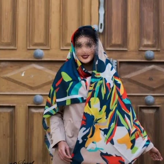 روسری کد 204،جنس نخ کره بسیار با کیفیت نرم ولطیف با ایستایی خیلی خوب