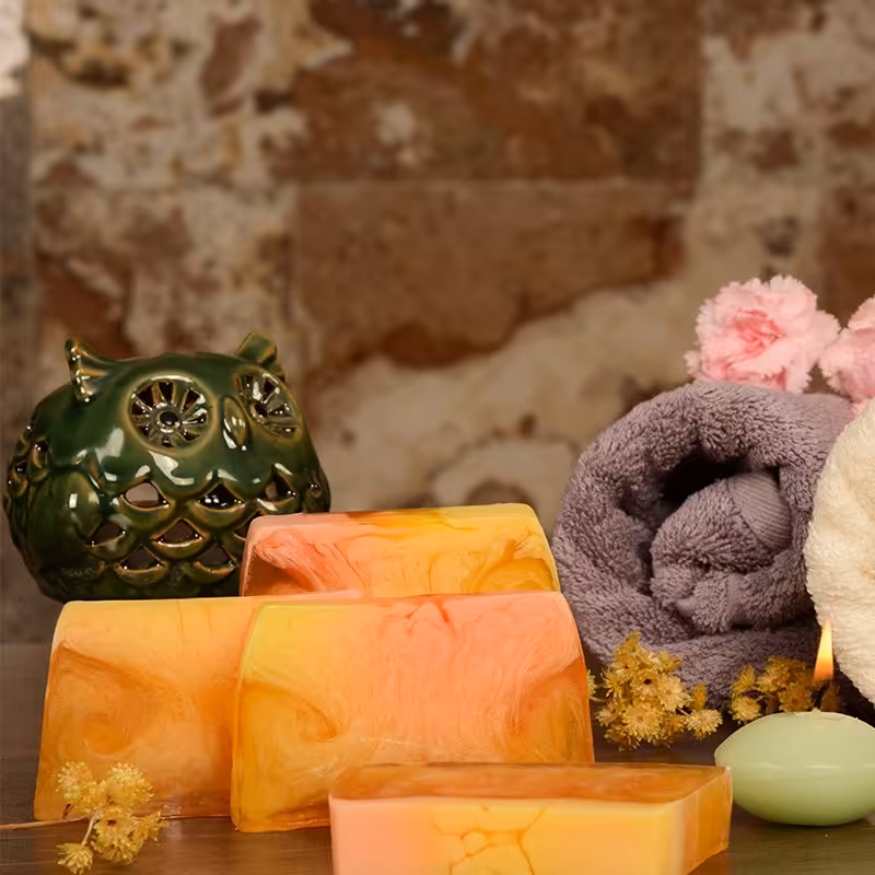 صابون ویتامین C از بین برنده لک و جوش
