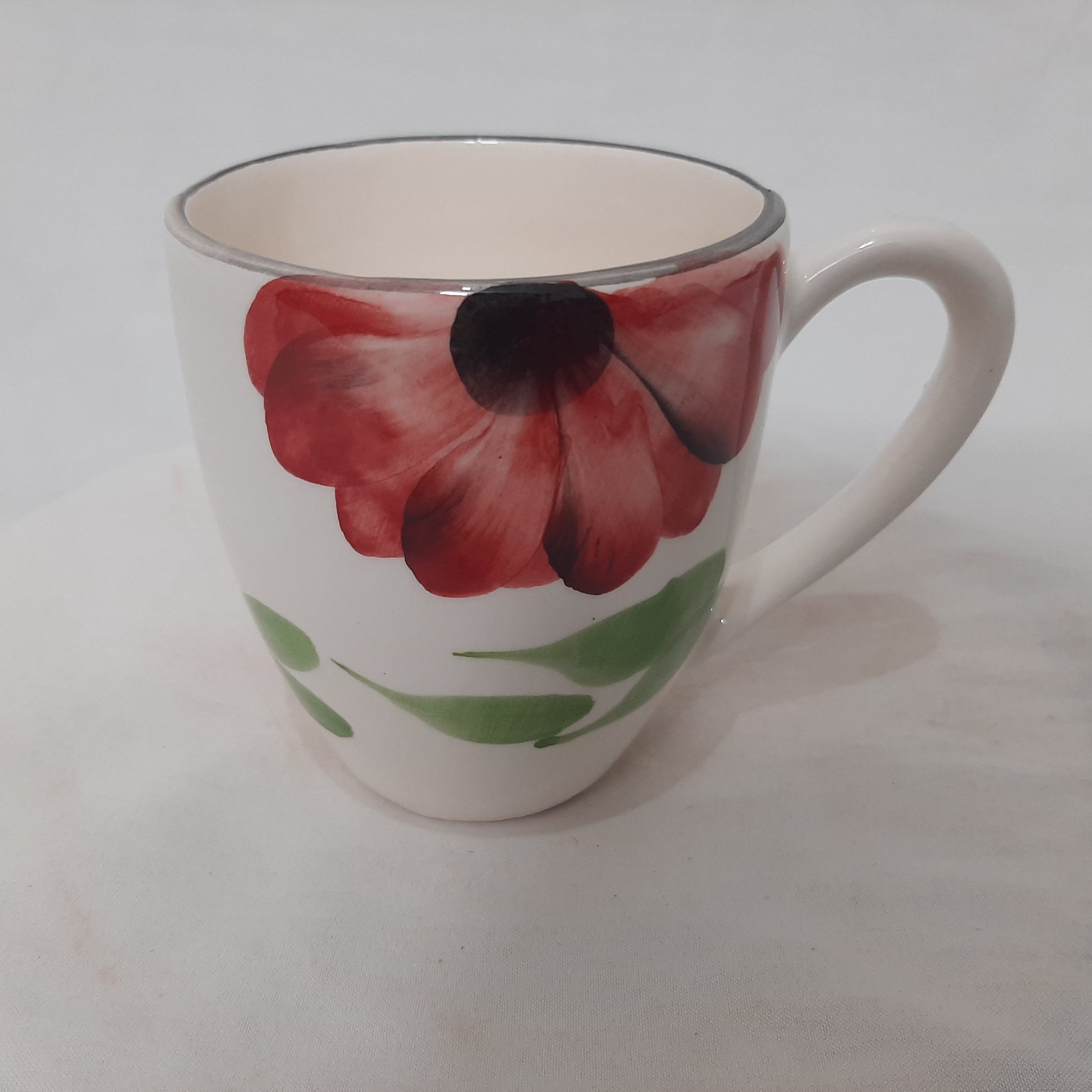 لیوان طرح گل سرخ