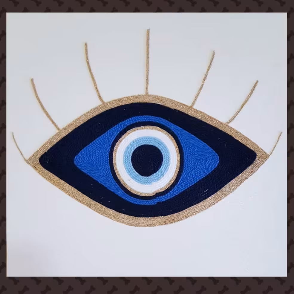 تابلو چشم نظر با کاموا با  40در 42 سانت