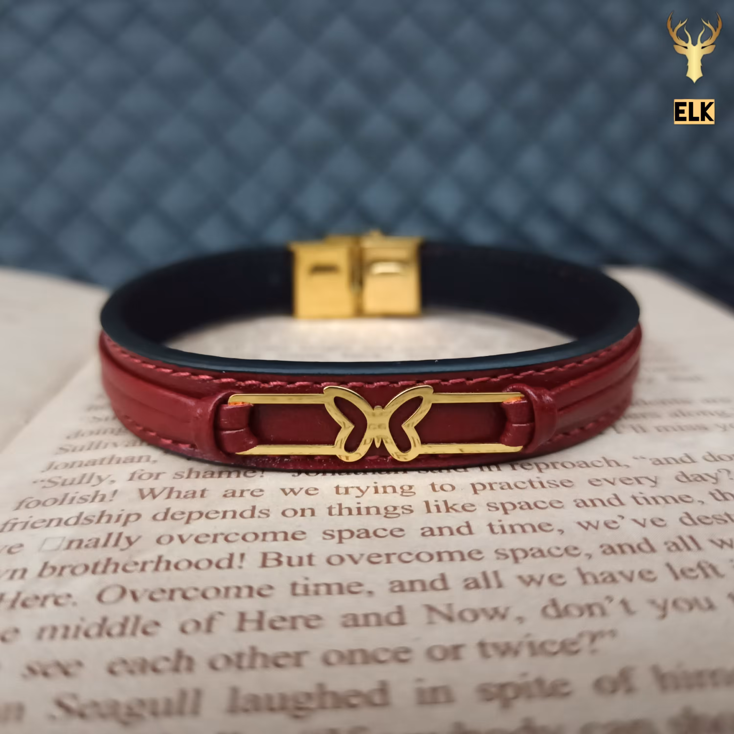 دستبند چرم طبیعی پلاک دار (استیل) مدل P204 قرمز (ارسال رایگان با جعبه چوبی)