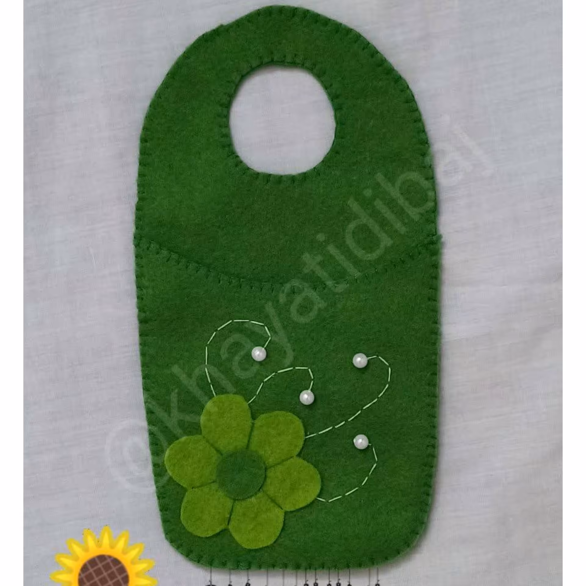 جاشارژری نمدی دست دوز نمدی سبز حدود سی سانت