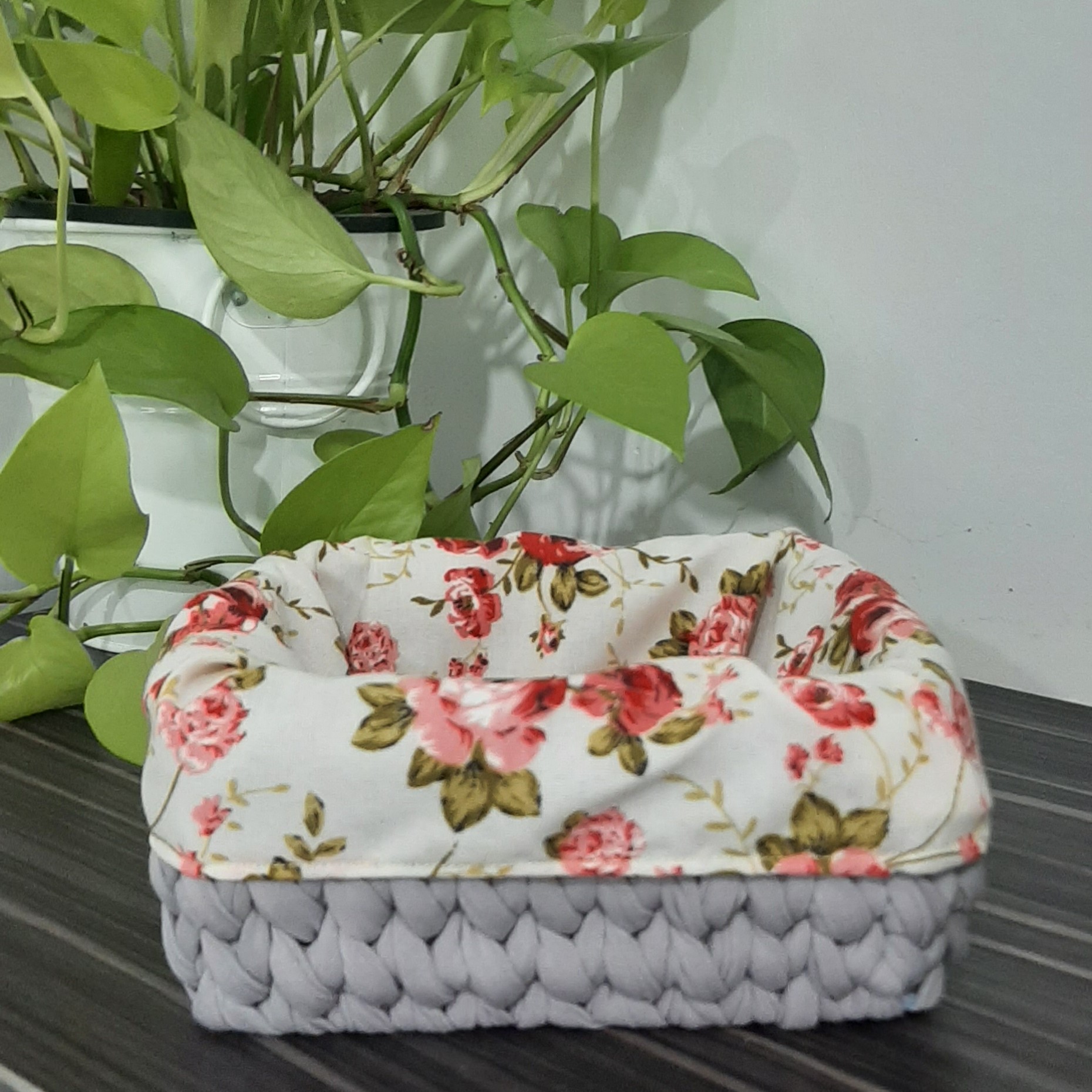 سبد مربع نان و سبزی تریکو