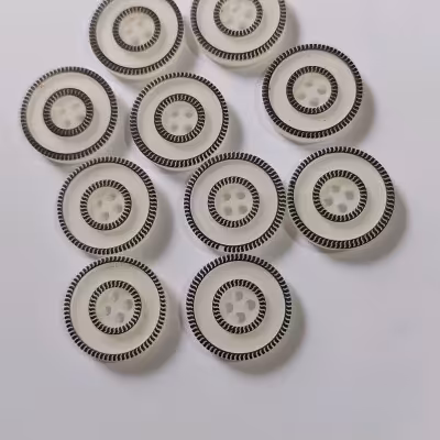 دکمه مانتویی و پالتویی