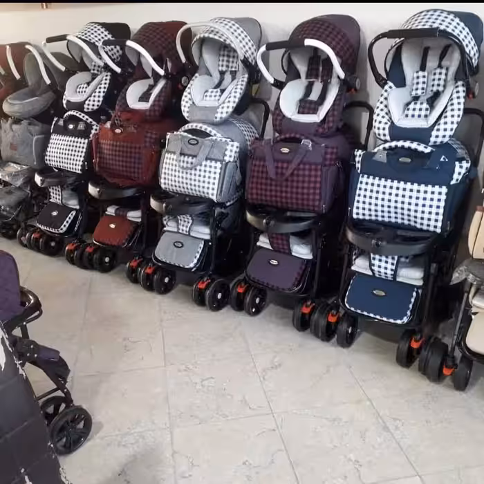 سرویس کالسکه و کریر و ساک لوازم بی بی لایک