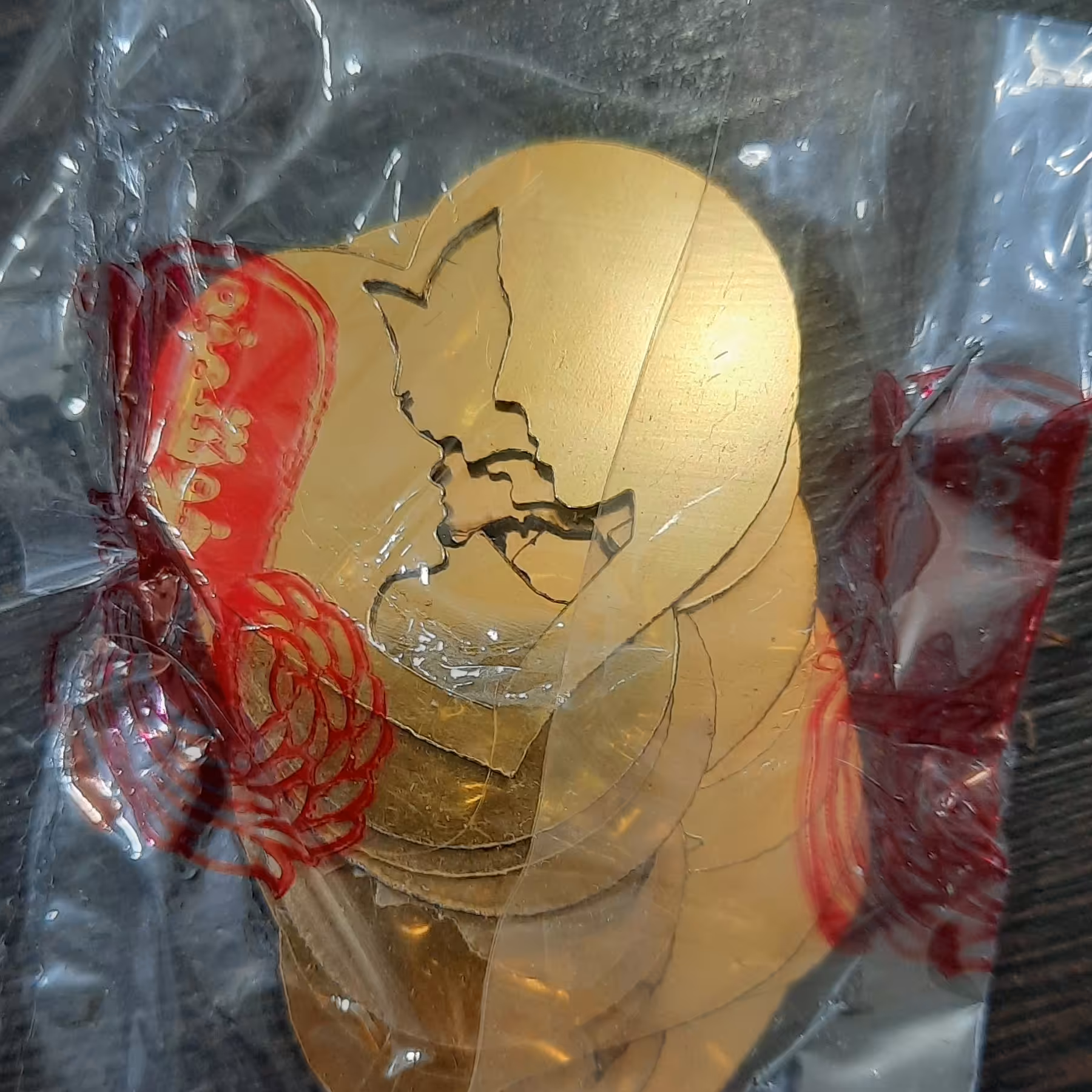 تاپر قلب وشمع