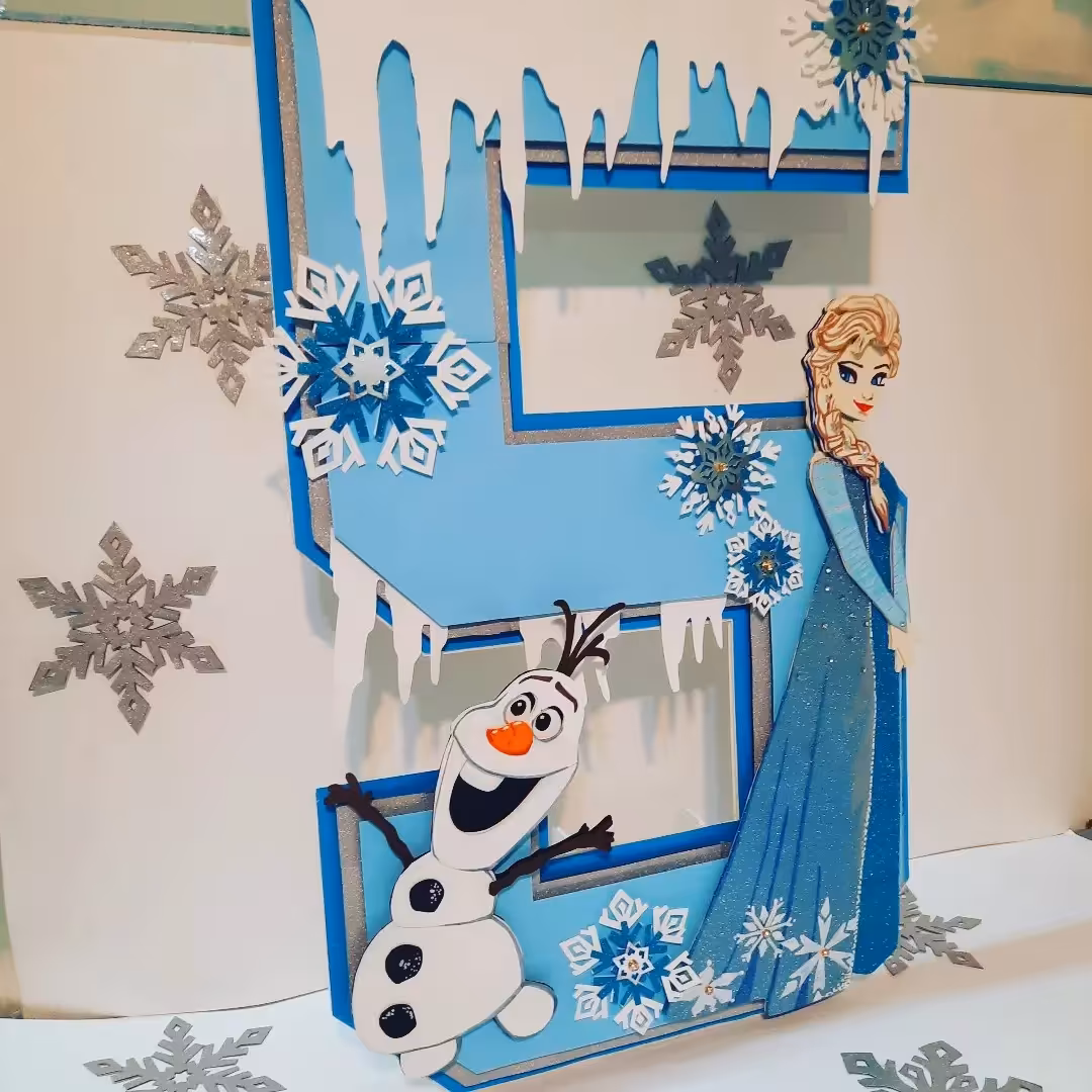 استند 50cmعدد تک بعدی تم تولد دخترانه السا و آنا(فروزن)