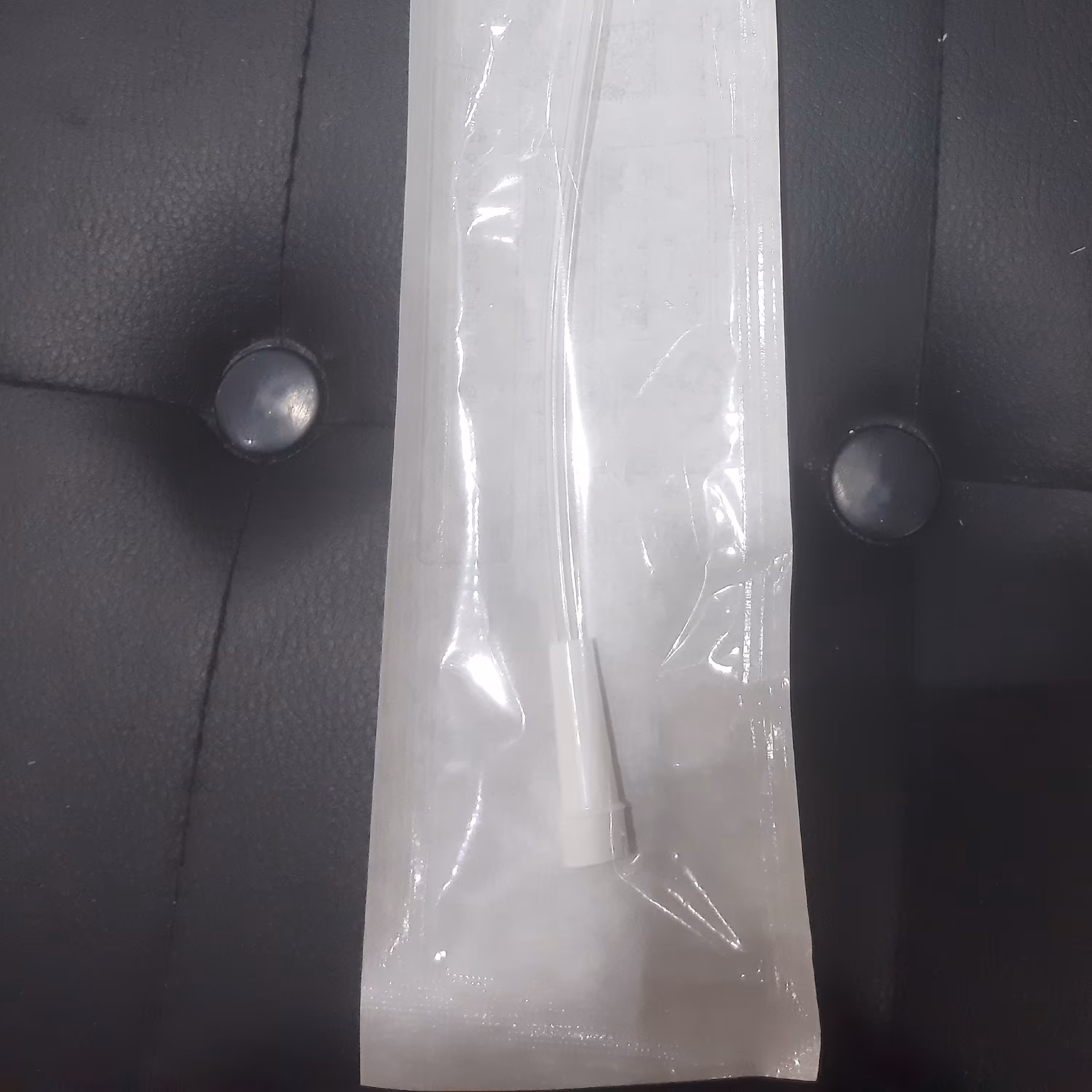 رابط نفروستومی   به کیسه تخلیه