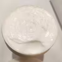 پایه کرم فارابی درجه یک در بسته بندی 100 گرمی با عطر هدیه 