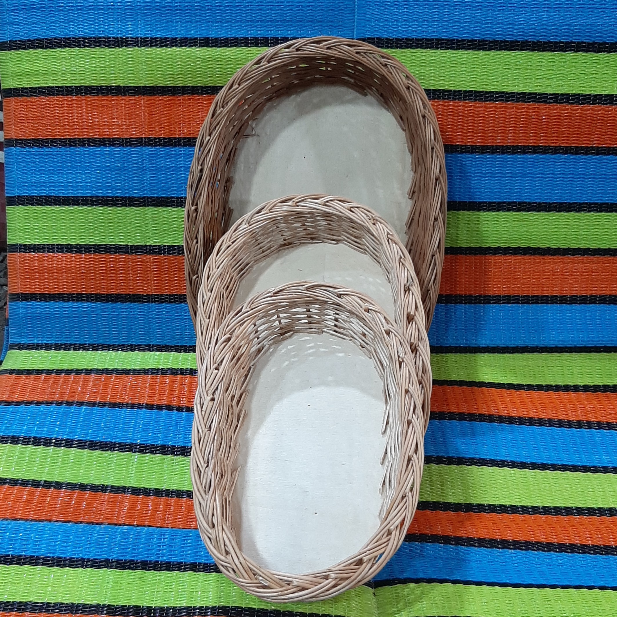 سبد مروار بیضی سه تیکه بافته شده از چوب