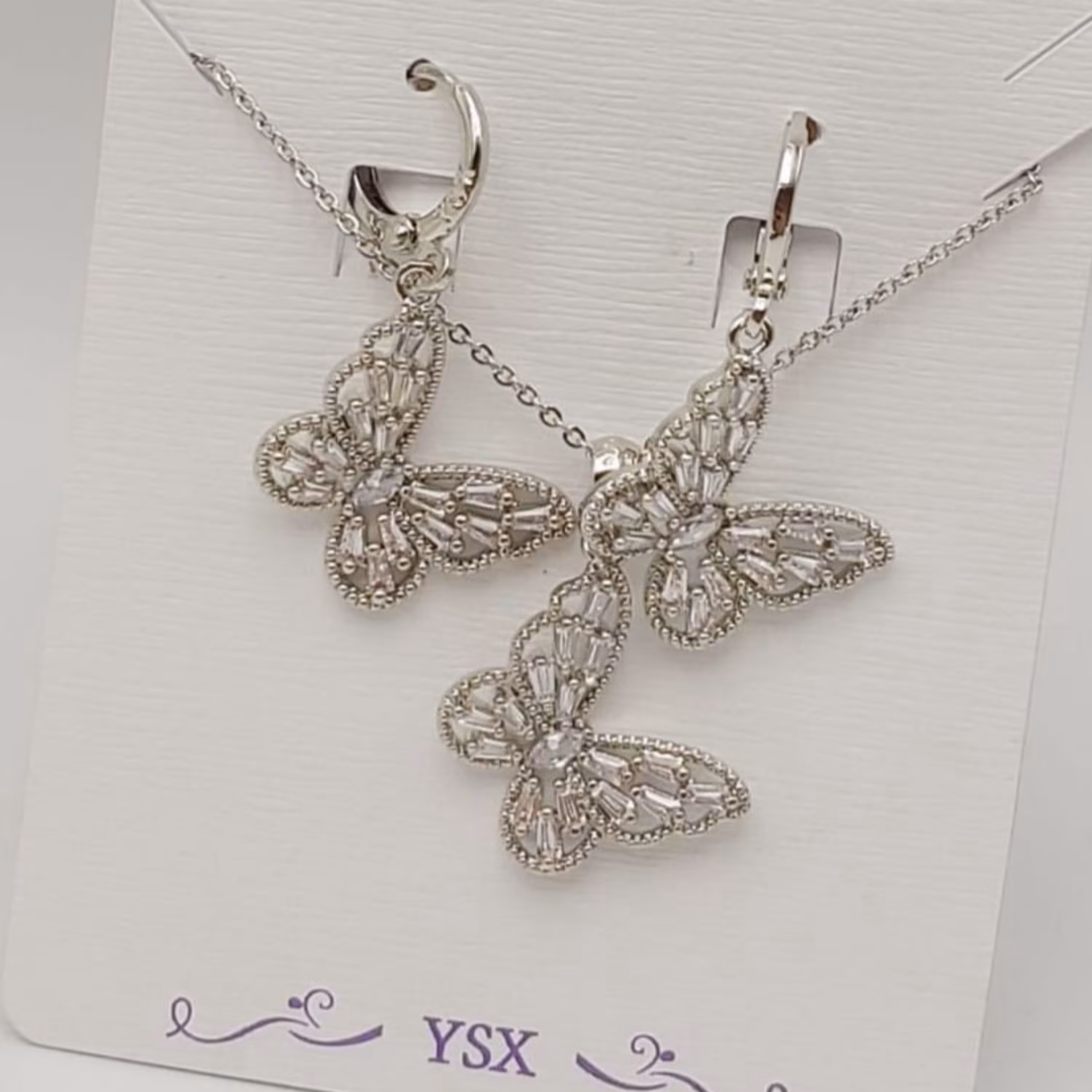 نیم ست پروانه ای 