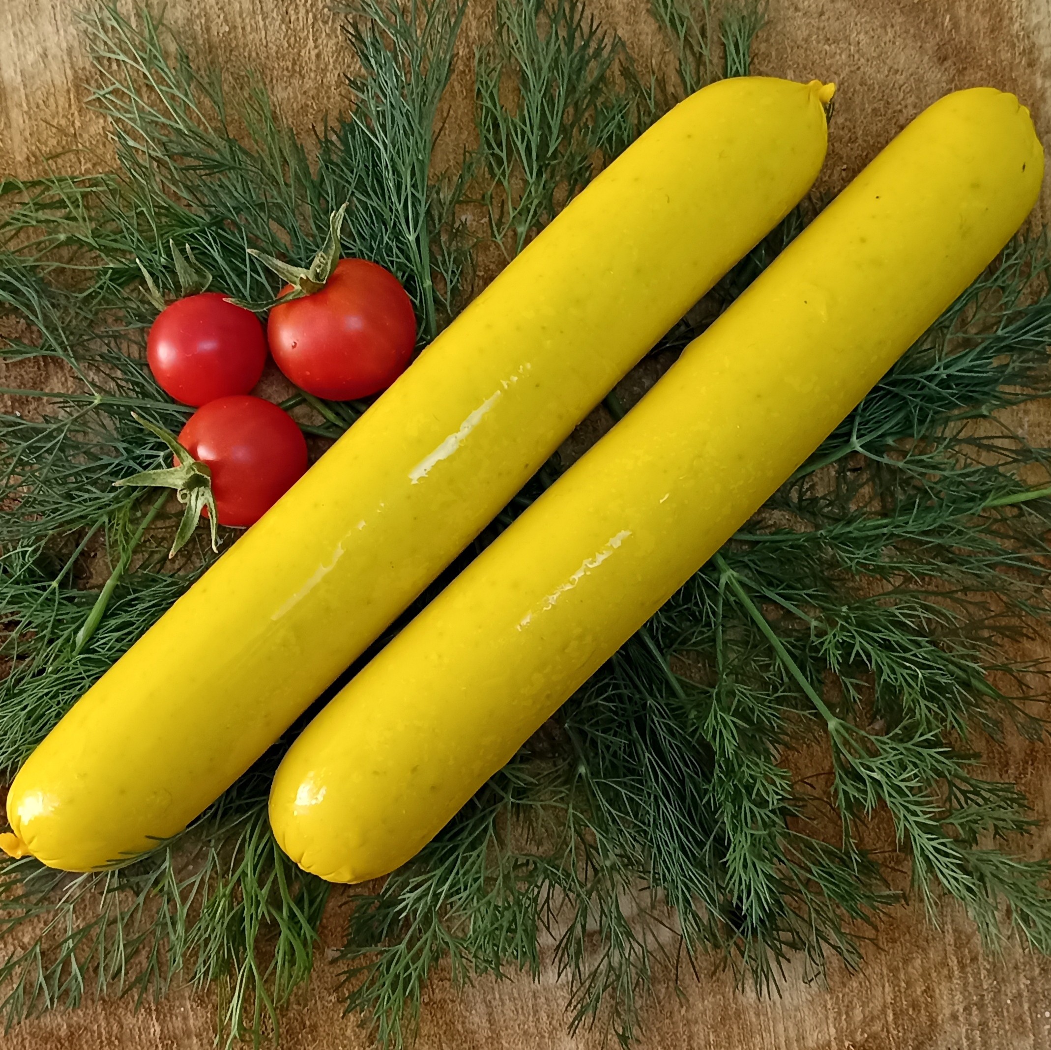 سوسیس مرغ خانگی،ارسال بصورت پس کرایه