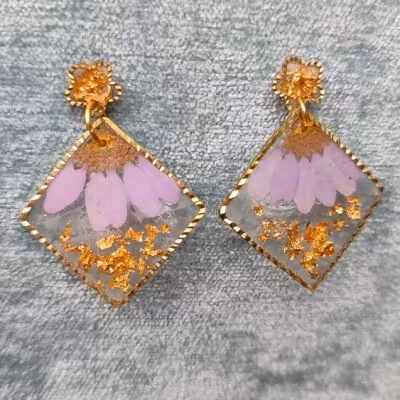 گوشواره بابونه