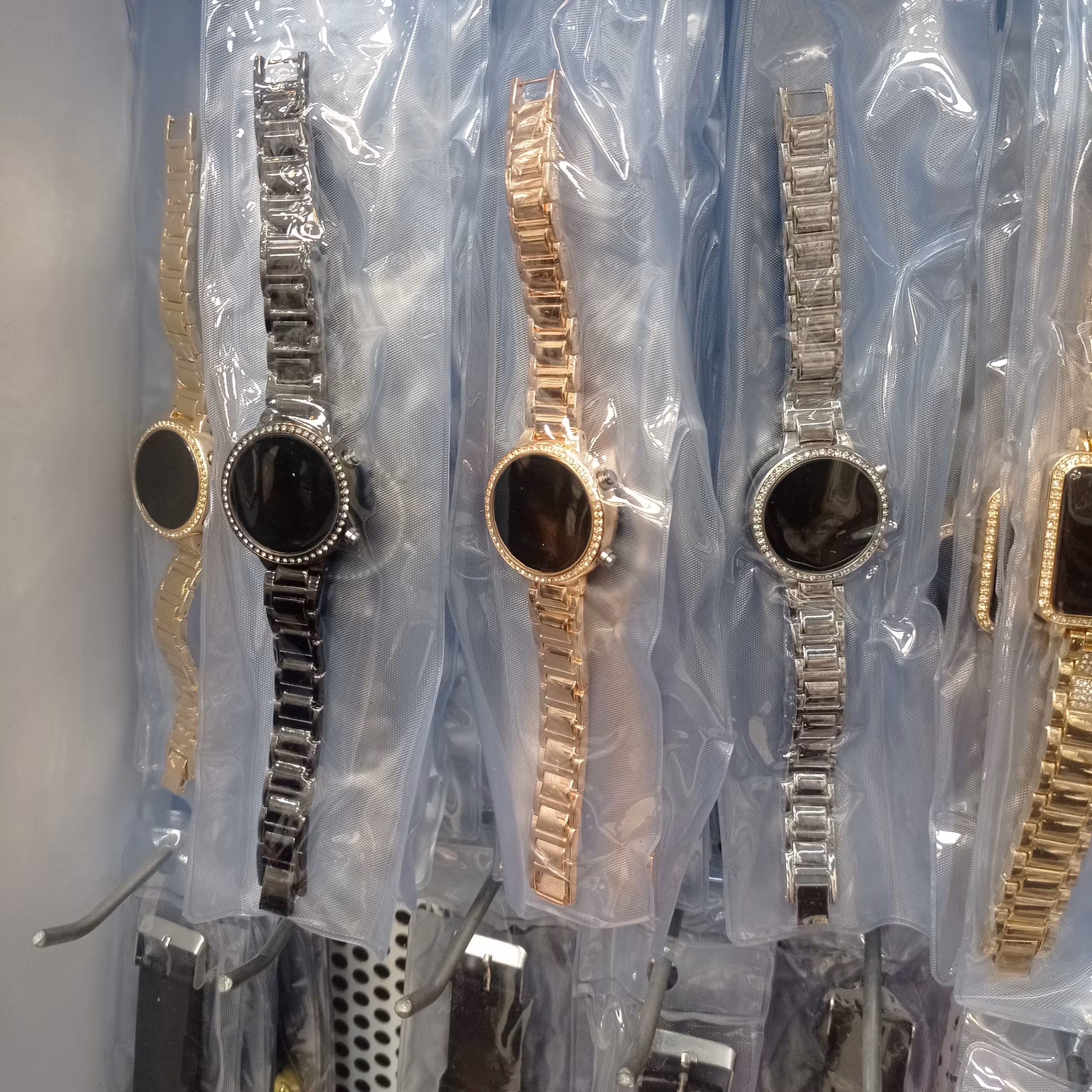  ساعت ال ای دی جدید