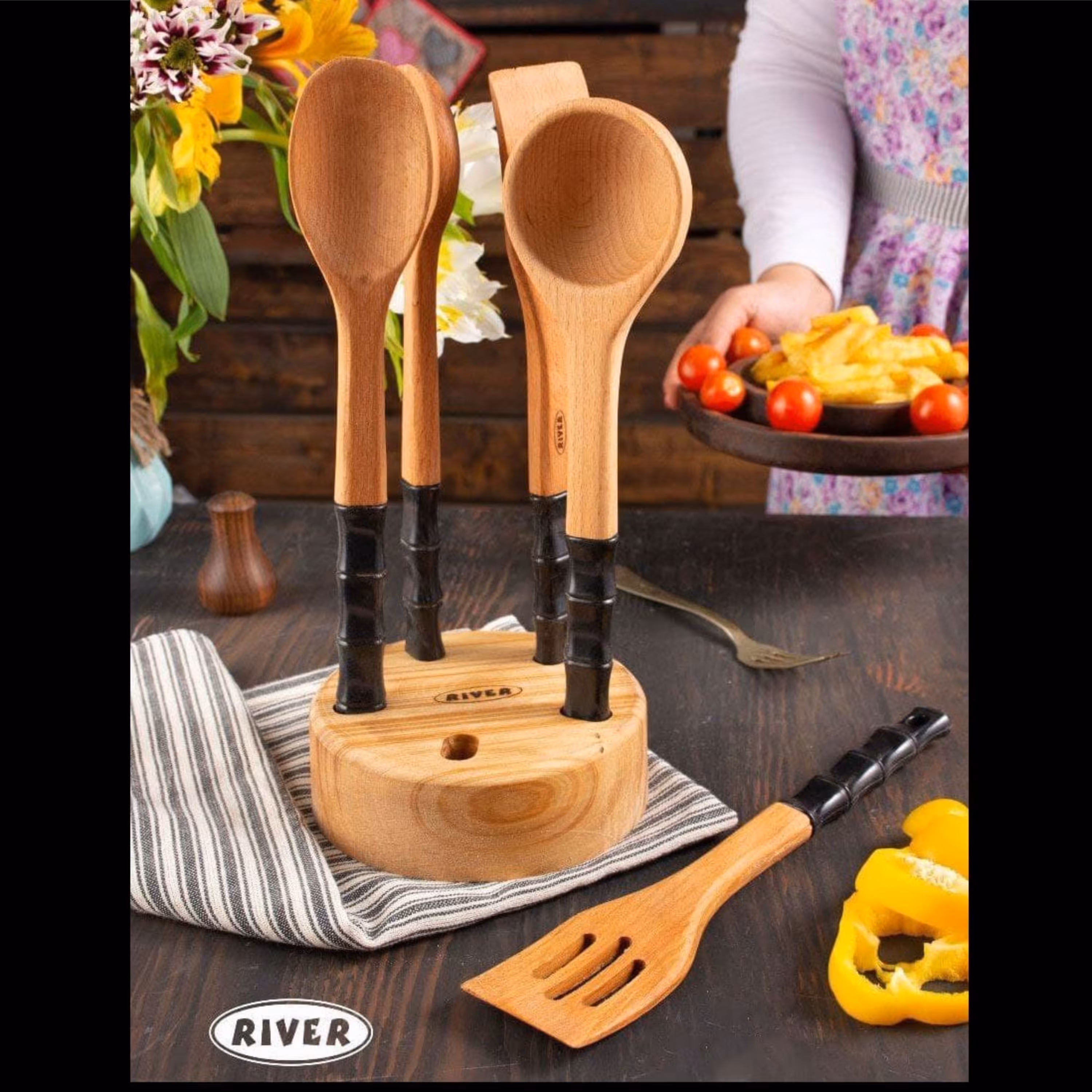 ست کفگیر ملاقه سیلیکونی برند ریور RIVER رنگ مشکی کد 8439