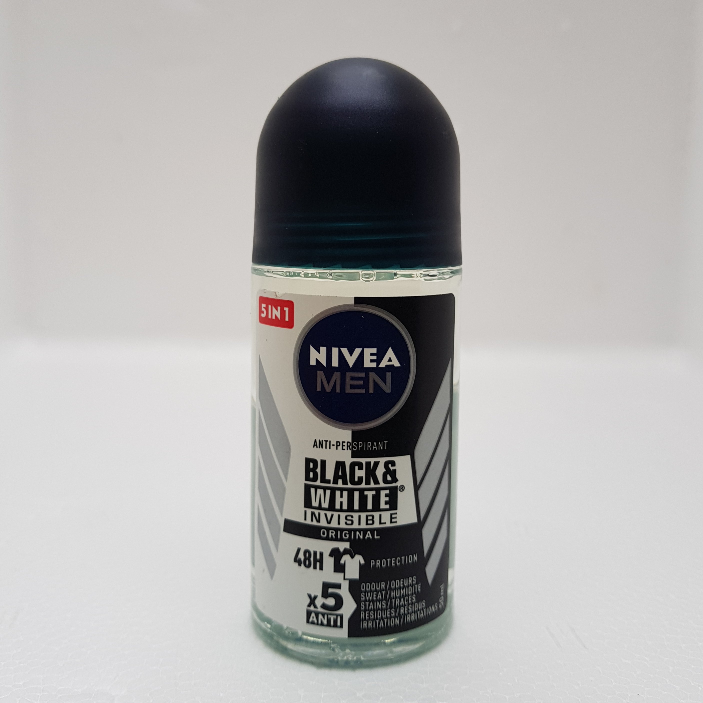 مام رول nivea black&white