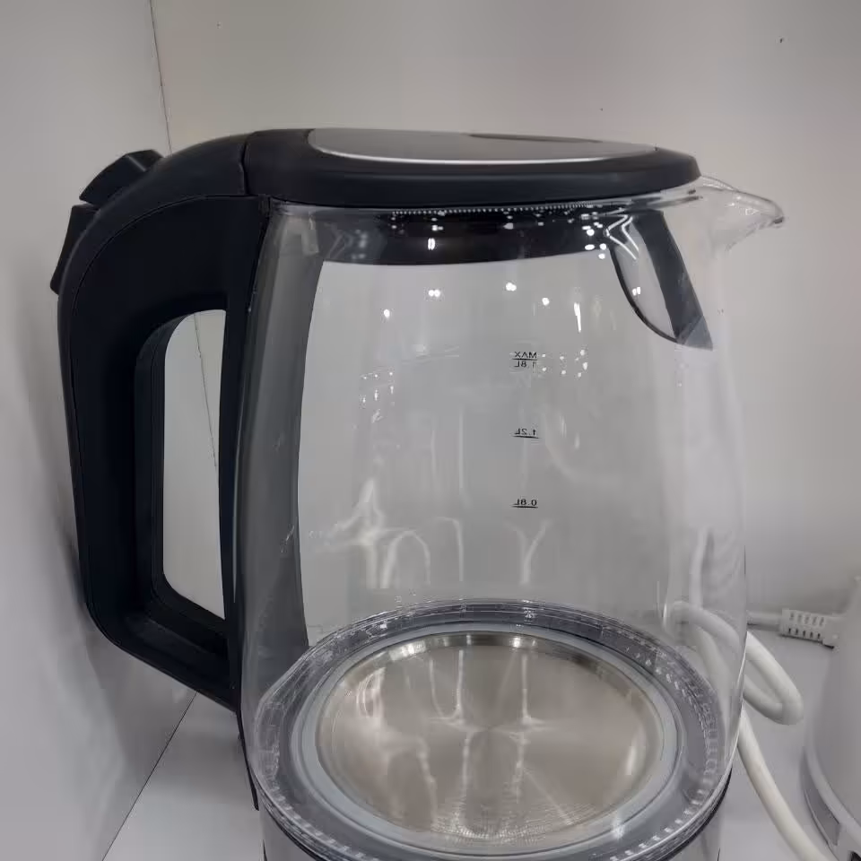 کتری برقی وگاترونیکس 1/8 لیتری شیشه ای 2200 وات