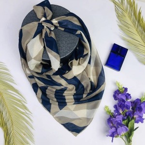 روسری نخی دور دست دوز