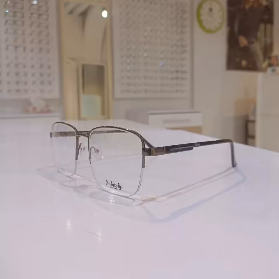 فریم عینک طبی فلزی مربعی قیمت بسیار مناسب