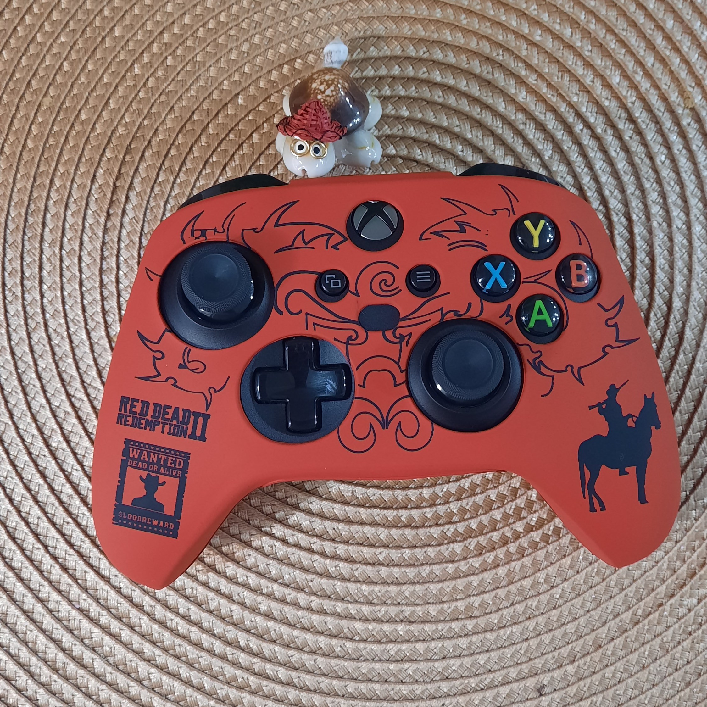 کاور دسته xbox سیلیکونی طرح رد دد 2