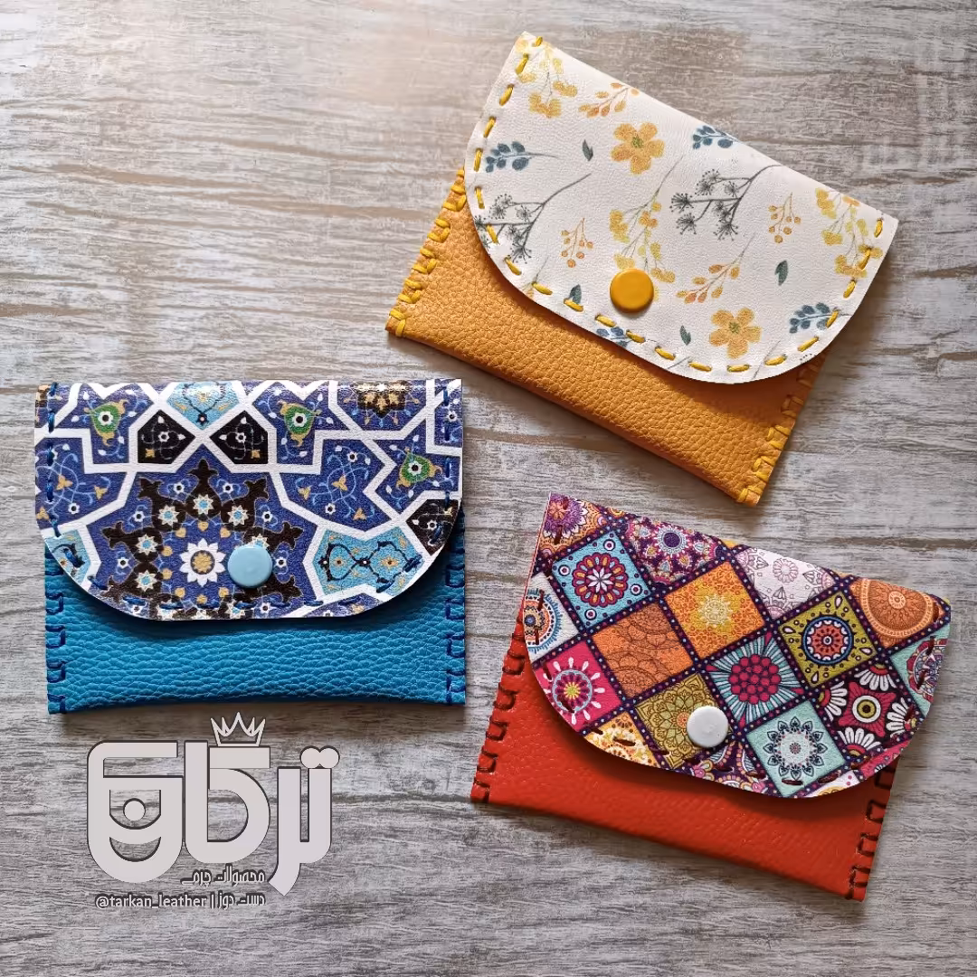 کیف دستمال کاغذی فانتزی چرم صنعتی کاملا دست دوز (آماده ندارم و بعد از ثبت سفارش دوخته میشود)