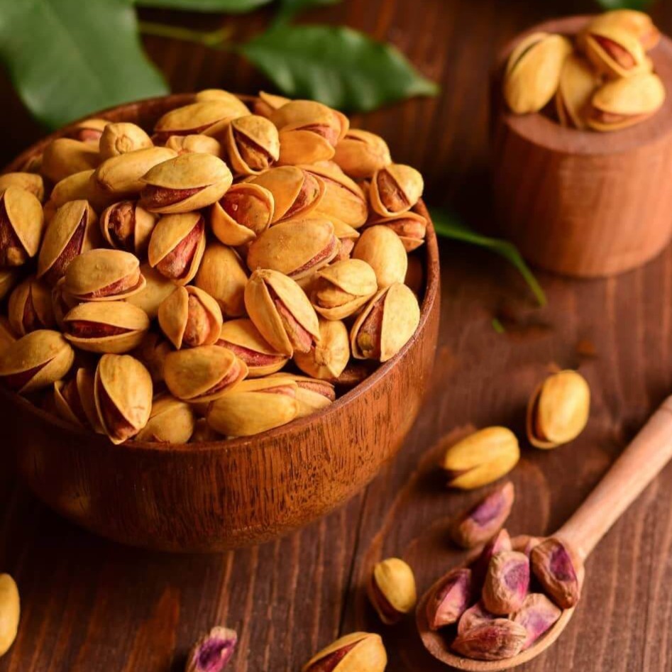 پسته شور  احمد اقایی 500گرمی فروشگاه گیتی