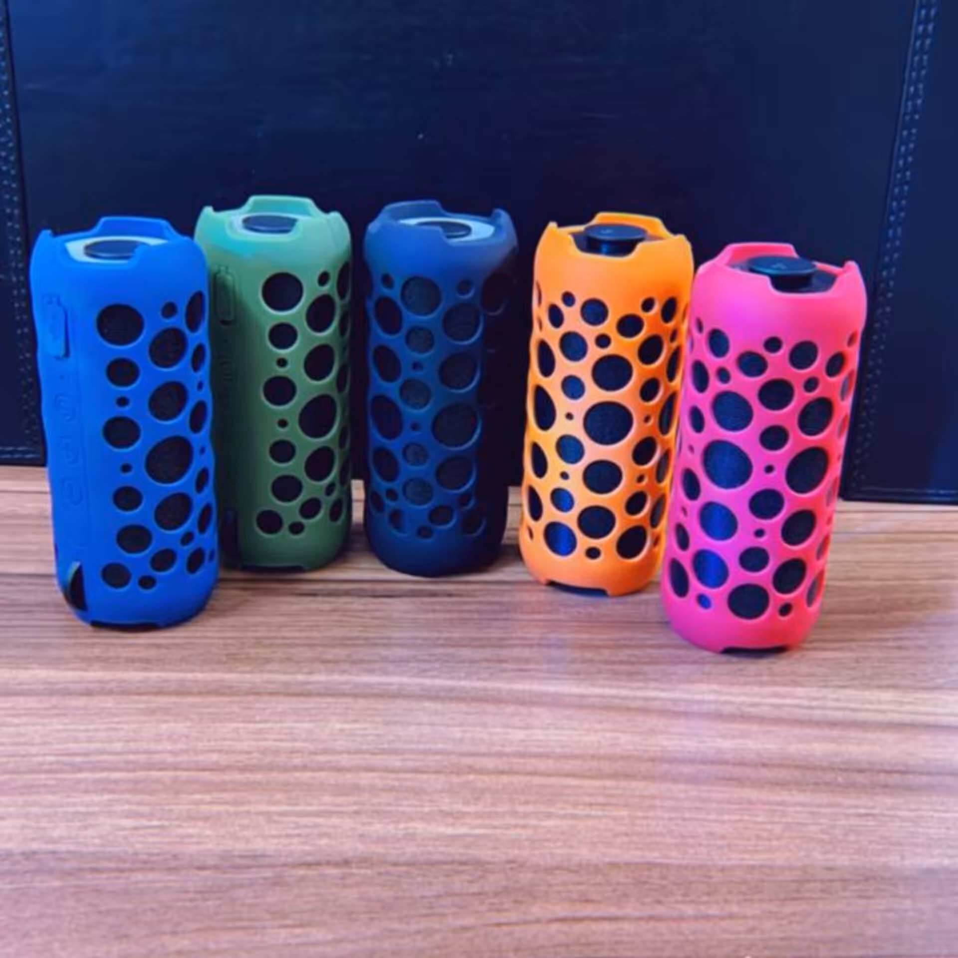 اسپیکر ایرپاد دار بلوتوث جداگانه امکان استفاده دو گوشی همزمان