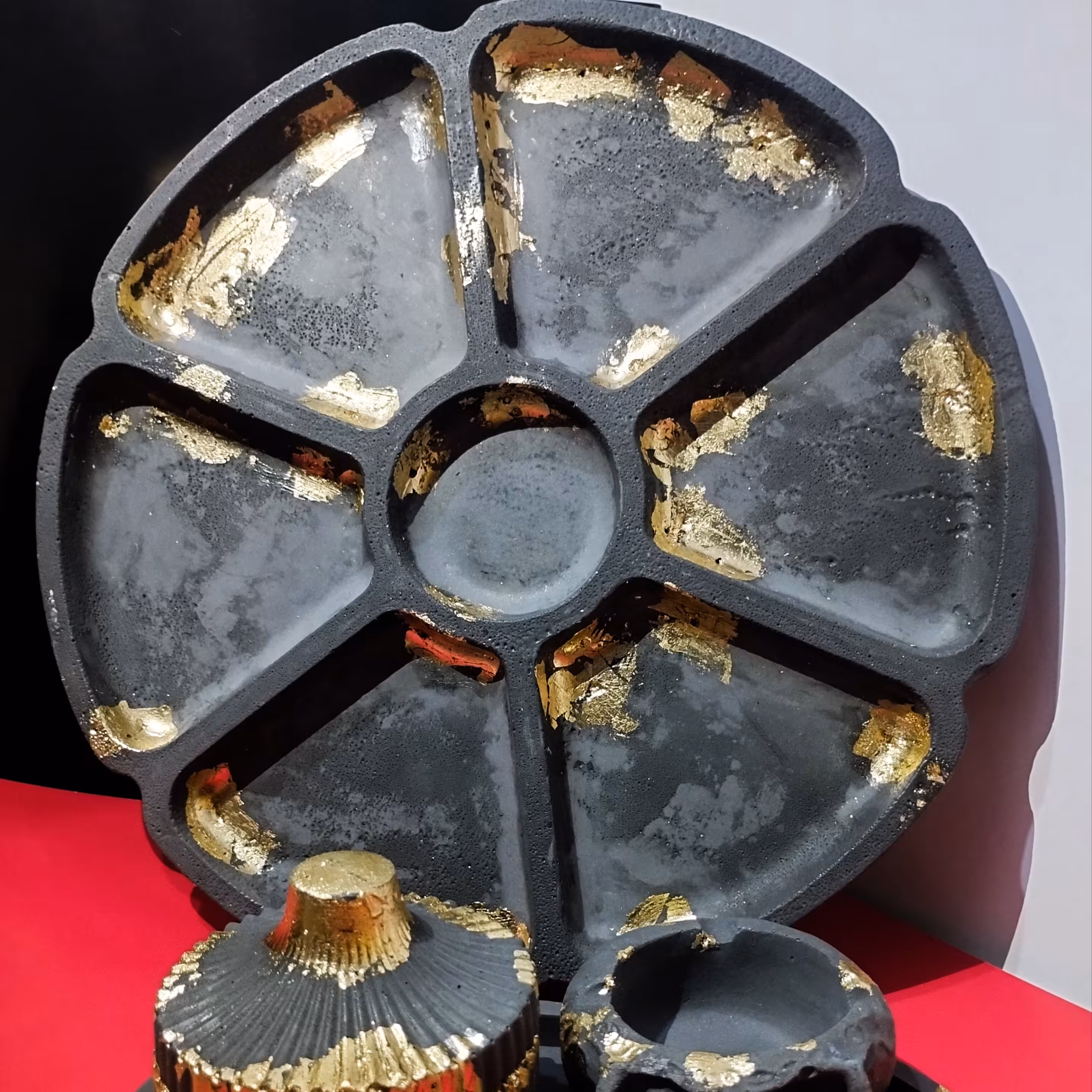 اردو خوری وزیر سیگاری وقندان ست مشکی طلایی