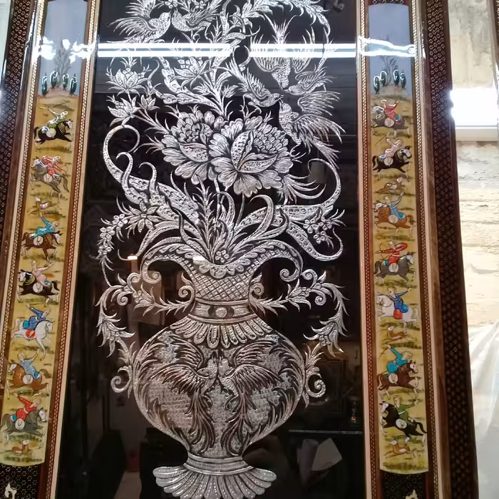 تابلو زیبا مینیاتور و قلمزنی