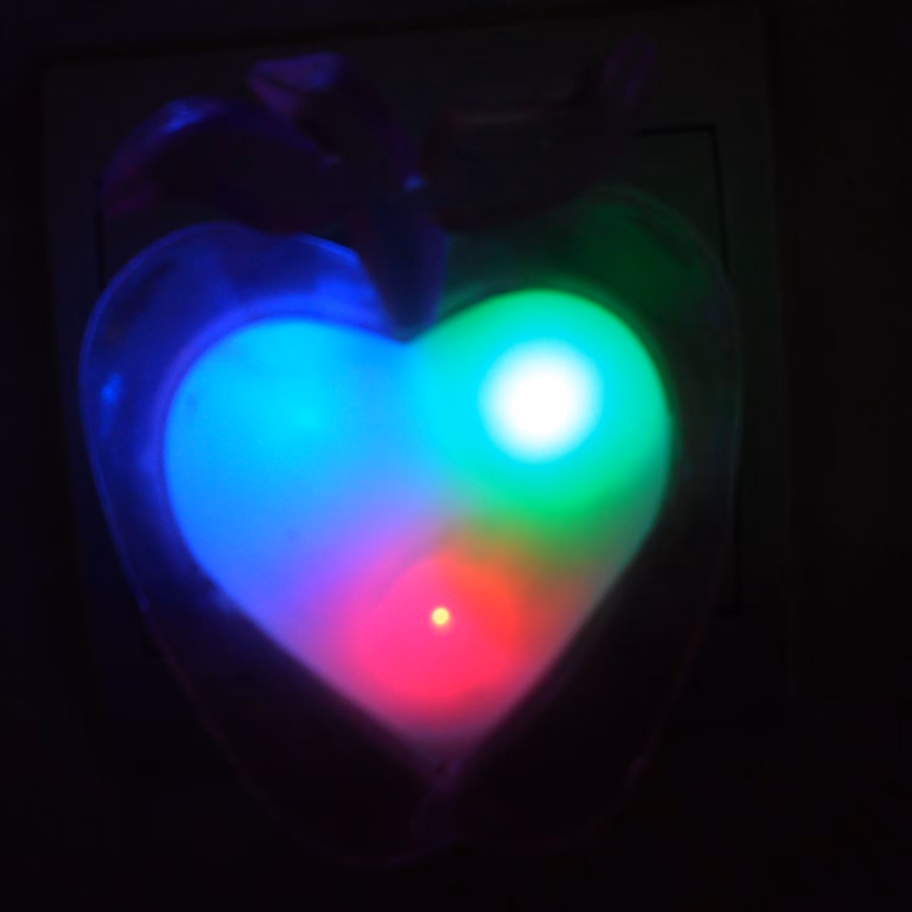 چراغ خواب ال ای دی رنگی طرح سیب