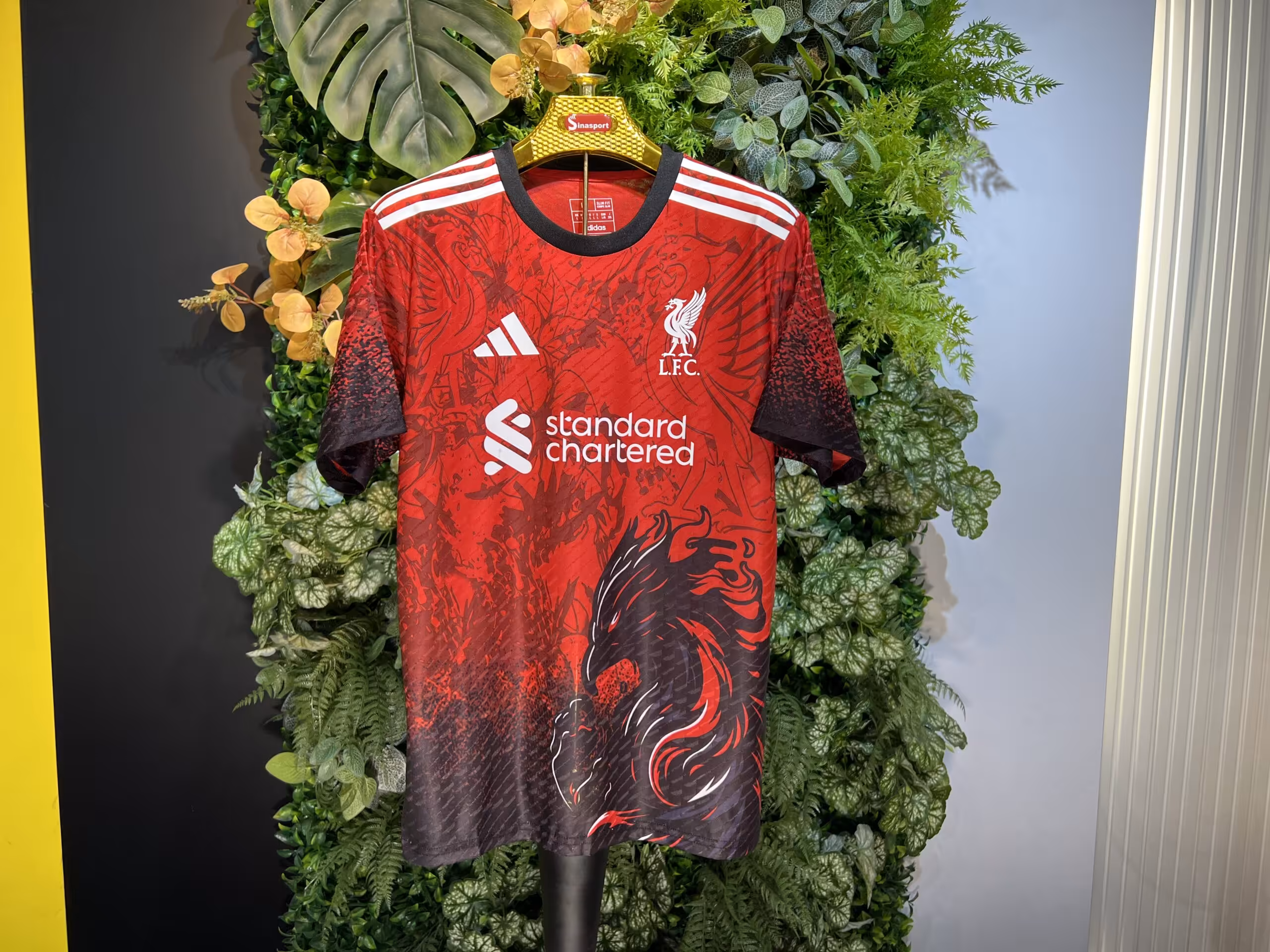 کیت لیورپول کانسپت ققنوس ورژن پلیر (بازیکن)