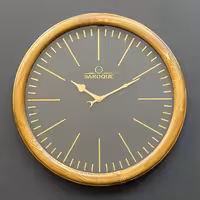 ساعت دیواری چوبی باروک