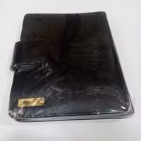 دفترکلاسوری 160برگ شقایق چرمی اعلا به رنگ مشکی 