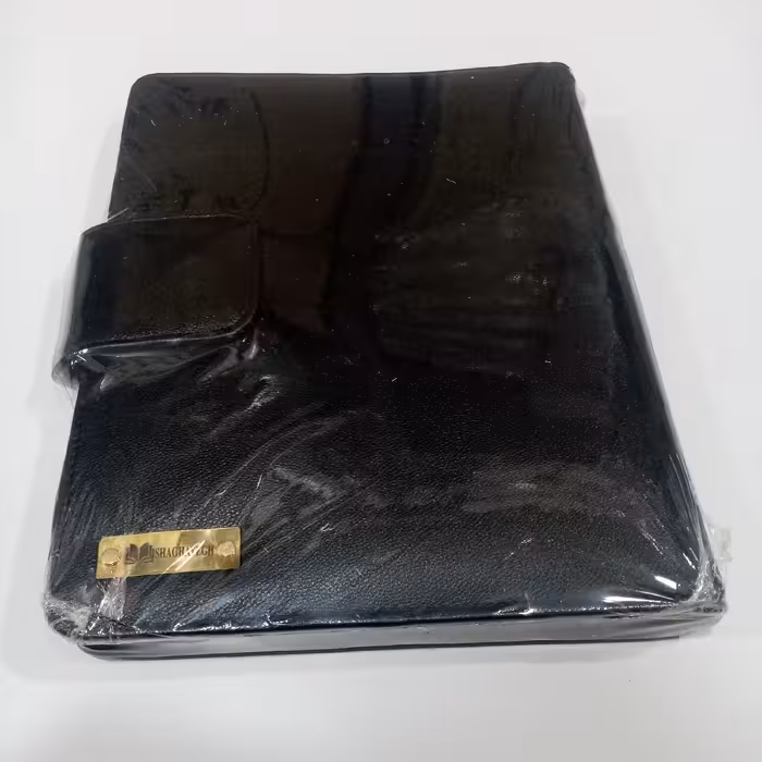 دفترکلاسوری 160برگ شقایق چرمی اعلا به رنگ مشکی 