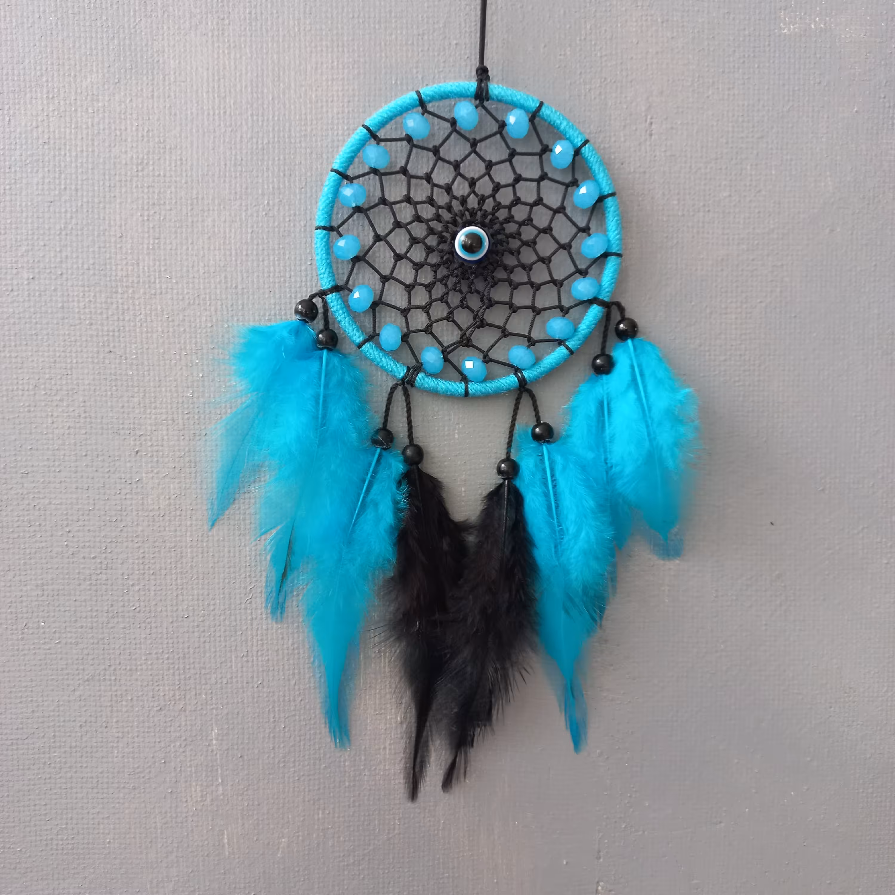 آویز آینه ماشین  با مهره چشمنظر و کریستالهای آبی زیبا