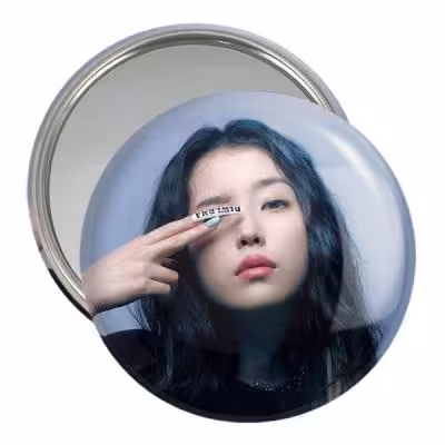 آینه جیبی خندالو مدل آیو IU کد 11623