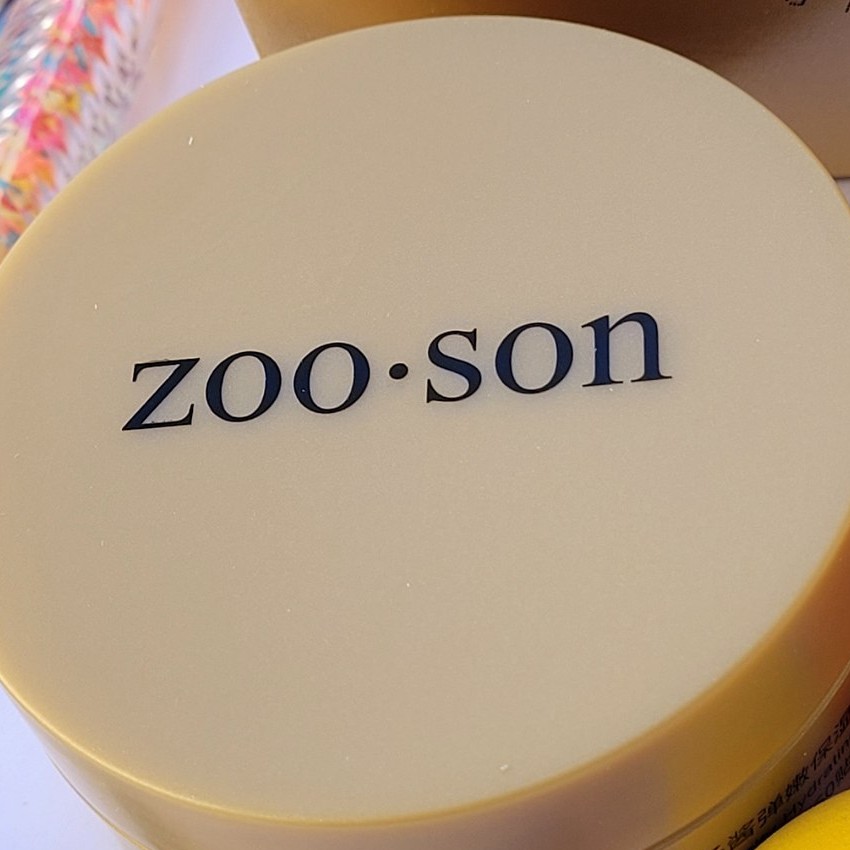 پک 60 عددی پچ زیر چشم خاویار زوسان 
Zoo son