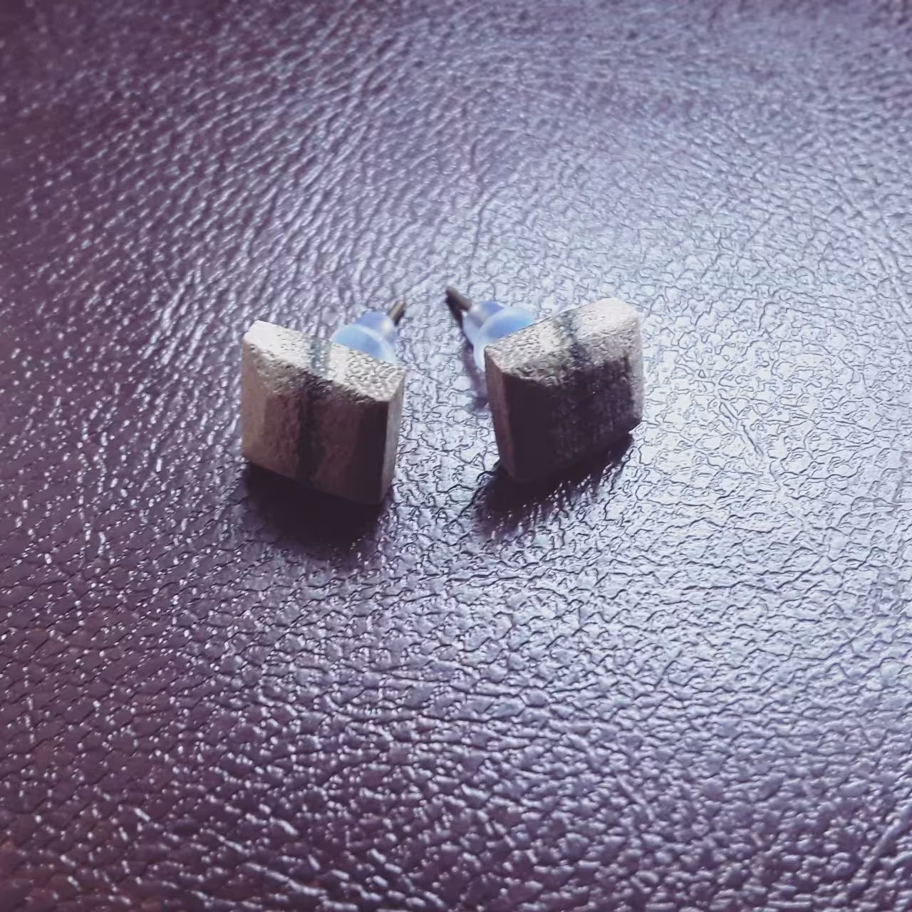 گوشواره چوبی میخی مربع لوزی