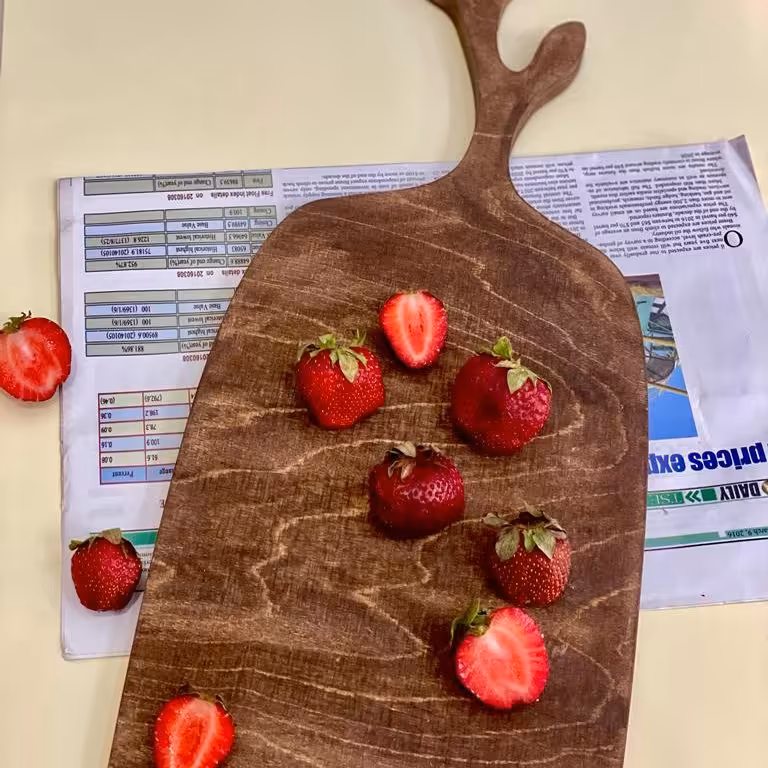 تخته سرو طرح برگ چوبی مقاوم و زیبا