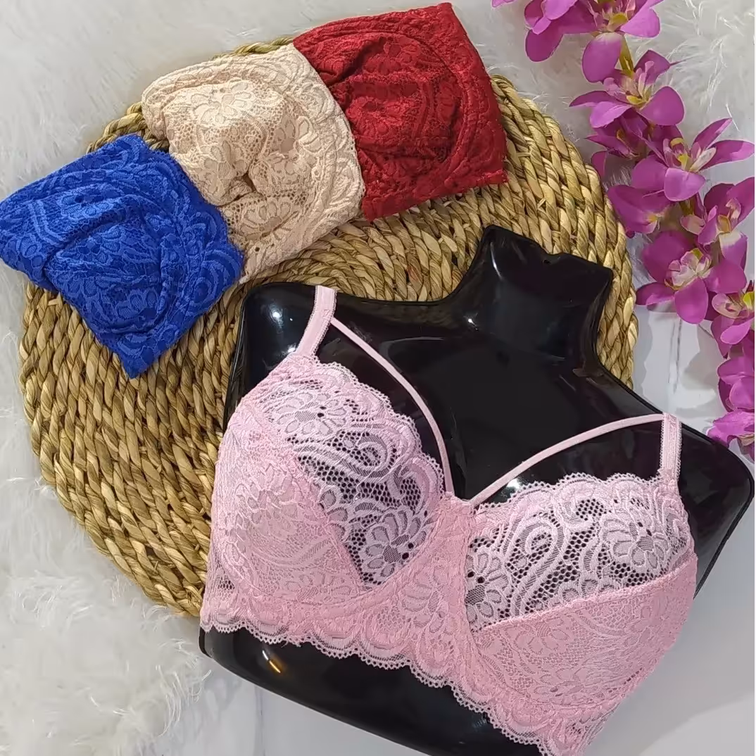 سوتین زنانه دانتل هارنس دار دوبند و چهاربند فنردار باکیفیت در رنگ و سایزهای مختلف قیمت مناسب در گالری آنینازپوش 