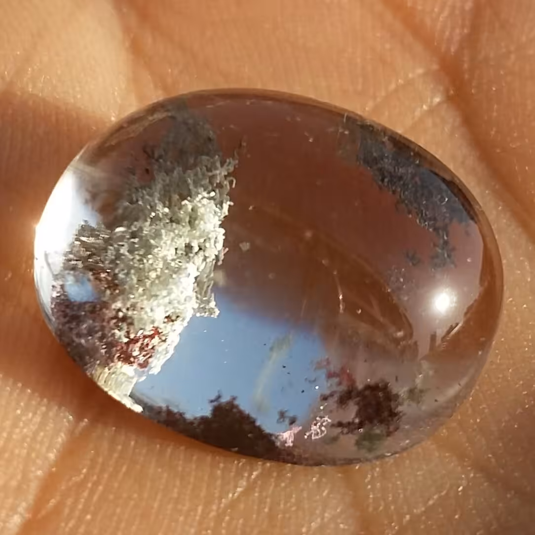 نگین فانتوم کوارتز بسیار خاص چشم نواز
100 در 100 طبیعی سایز درشت