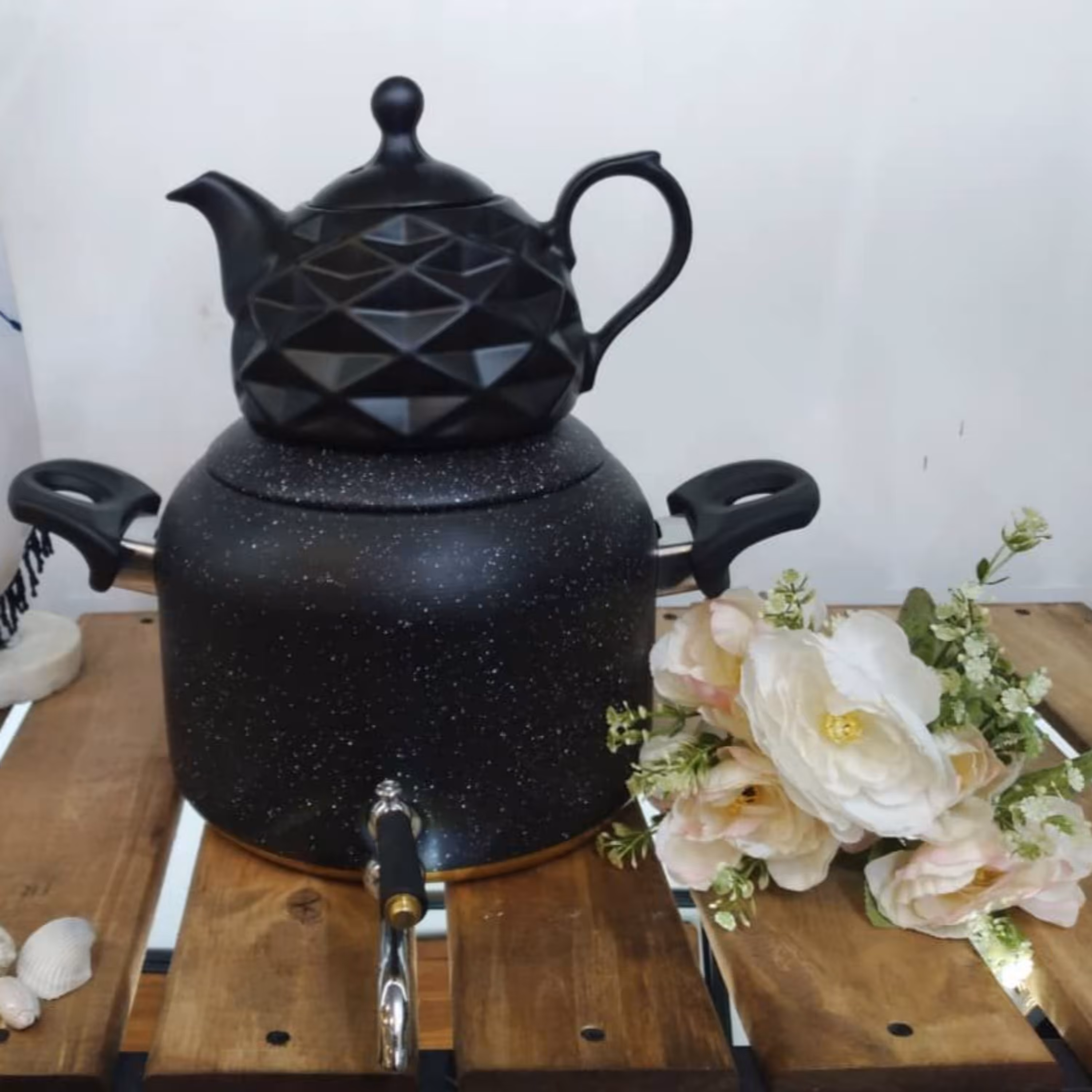 کتری قوری  گرانیتی سوپاپ دار رنگ مشکی