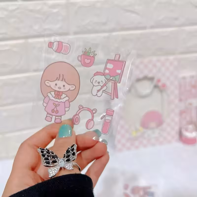 استیکر شفاف طرح دختر کاوایی فروش تکی